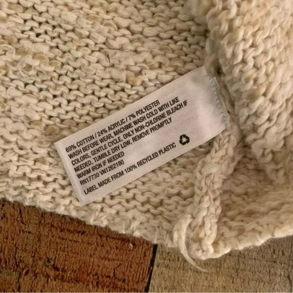 Oshkosh genuine kids button up cardigan with pom poms in cream -5T - Picture 4 of 5